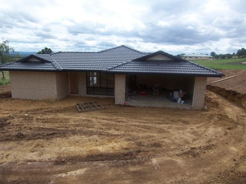 25 Donaldson Rd, Plainland QLD 4341