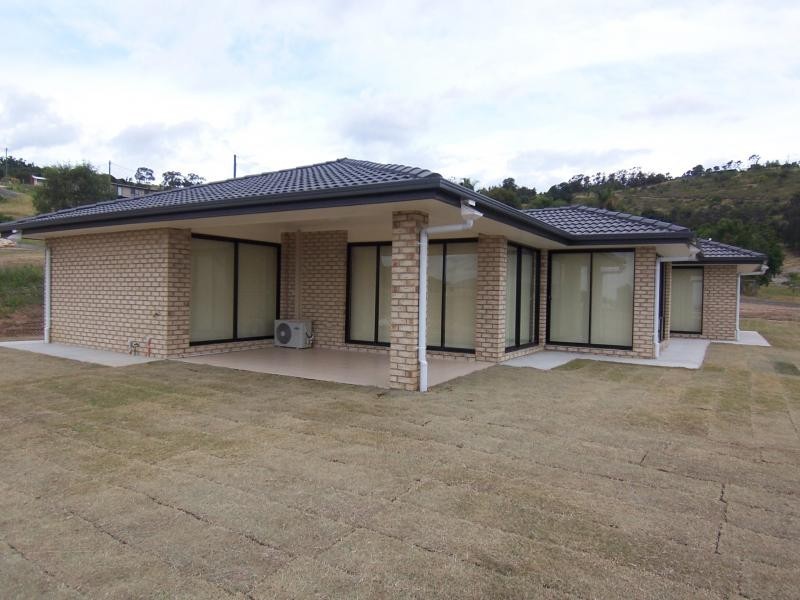 25 Donaldson Rd, Plainland QLD 4341