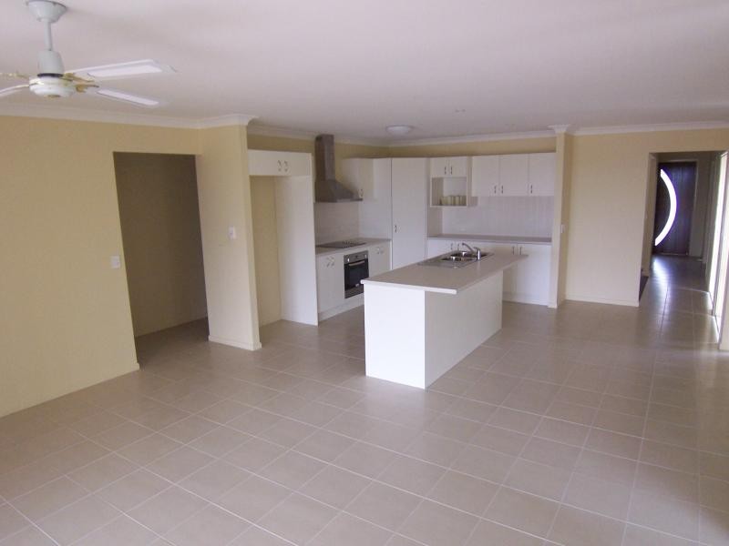 25 Donaldson Rd, Plainland QLD 4341