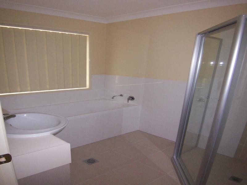 25 Donaldson Rd, Plainland QLD 4341