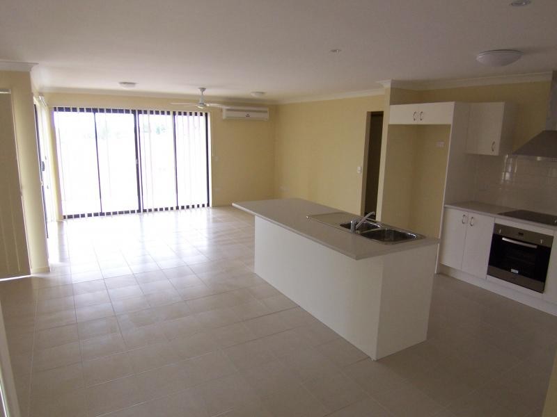 25 Donaldson Rd, Plainland QLD 4341