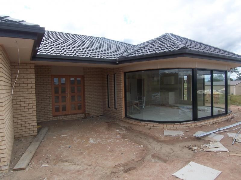 49 Hannant rd, Kensington Grove QLD 4341