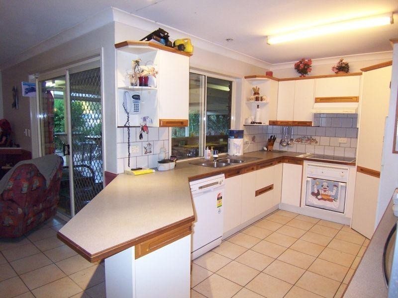 9 Eucalyptus Place, Walloon QLD 4306