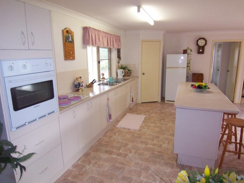 200 Thagoona-Haiglea Road, Mount Marrow QLD 4306