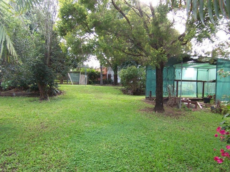 11 Short Street, Walloon QLD 4306