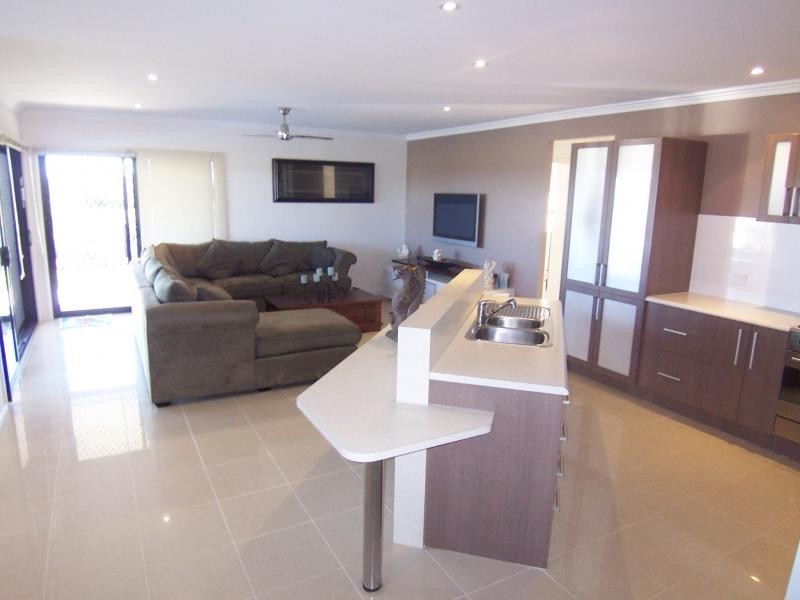 27 Tulip Street, Yamanto QLD 4305