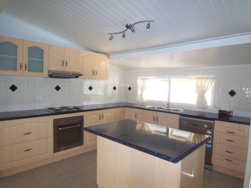 118 John Street, Rosewood QLD 4340