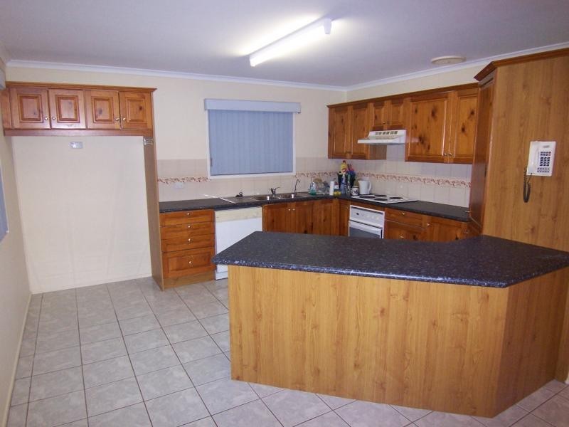 996 Rosewood Karrabin Rd, Thagoona QLD 4306