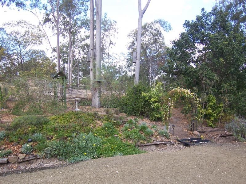4 Sandpiper Dr, Regency Downs QLD 4341