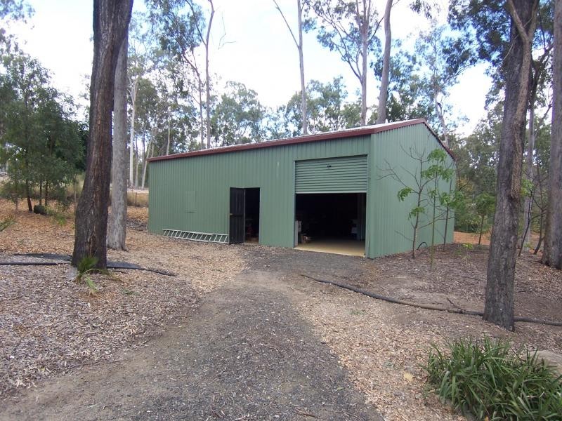 4 Sandpiper Dr, Regency Downs QLD 4341