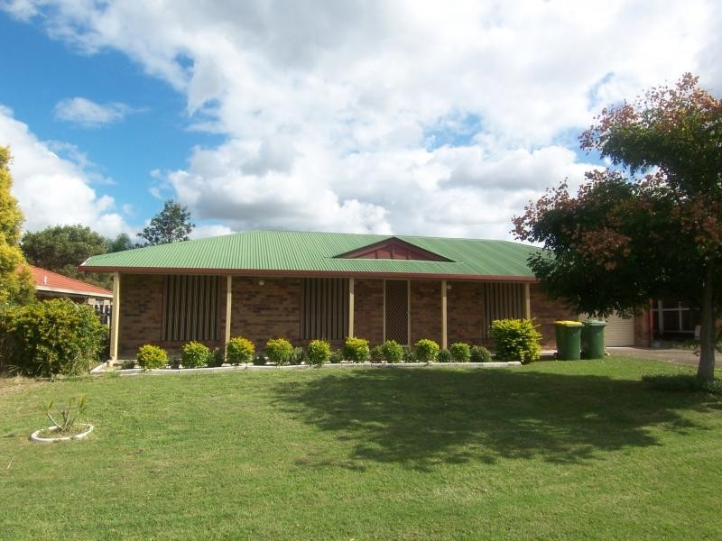 67 Bernadette Cres, Rosewood QLD 4340