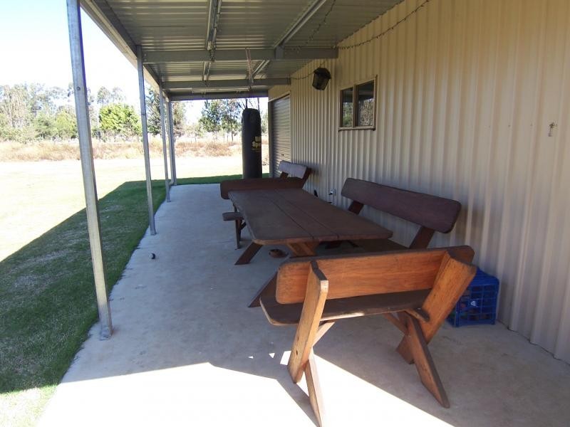 18 Honeysuckle Ct, Walloon QLD 4306