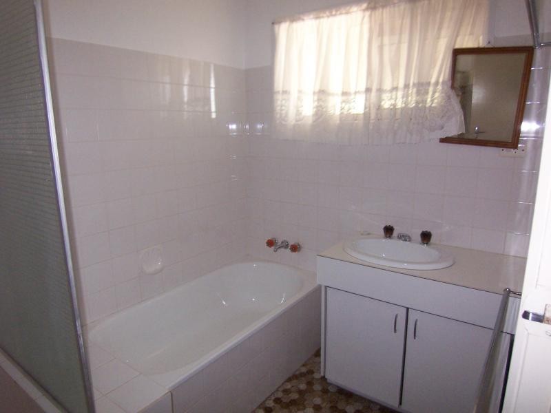 646 Karrabin – Rosewood Rd, Walloon QLD 4306