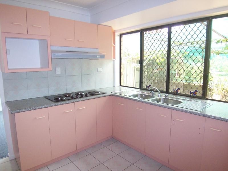 21 Farrell Drive, Walloon QLD 4306