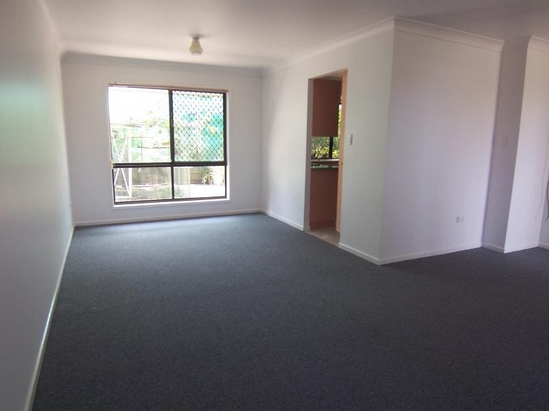 21 Farrell Drive, Walloon QLD 4306