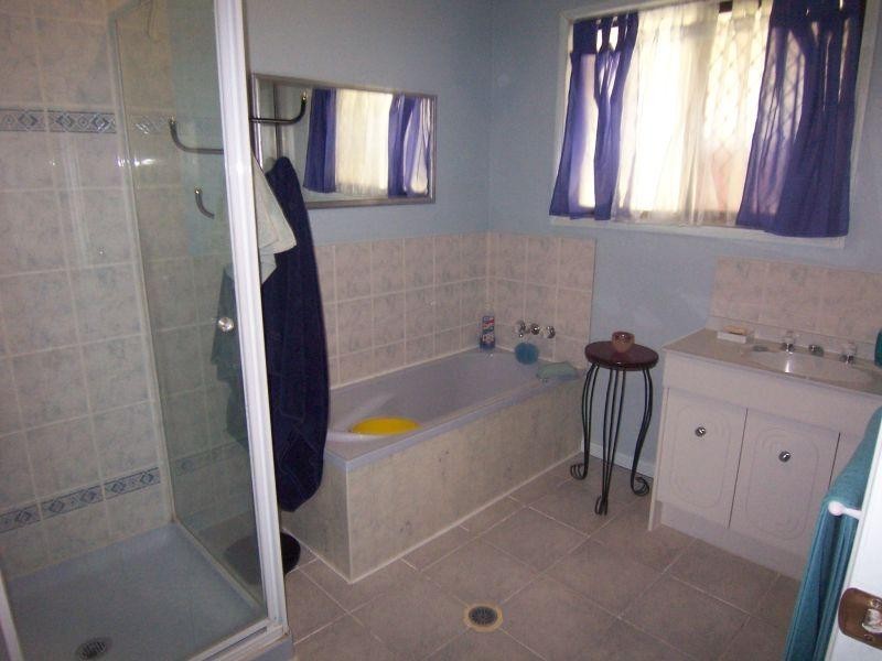 34 Gutt Road, Regency Downs QLD 4341