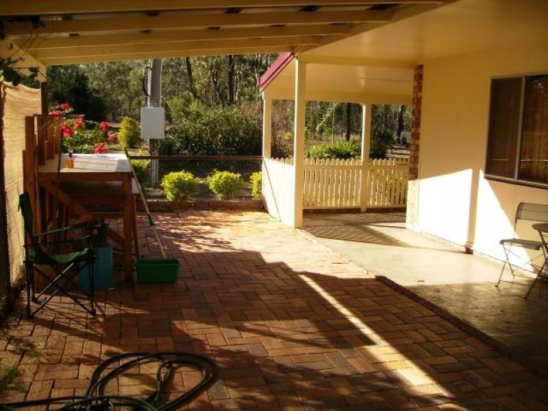 9 Evans Rd, Thagoona QLD 4306