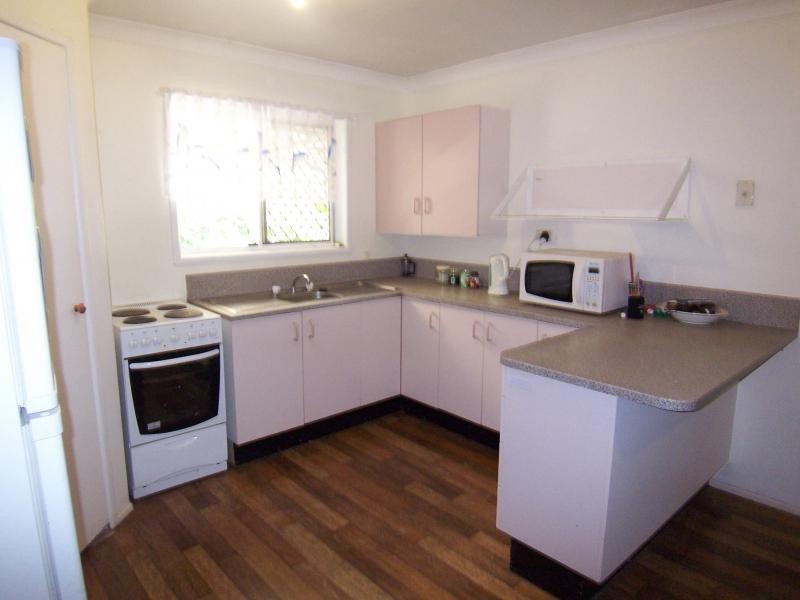 72 Farrell Dr, Walloon QLD 4306