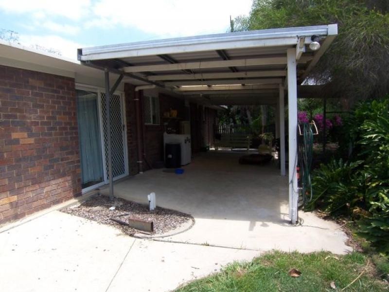 72 Farrell Dr, Walloon QLD 4306
