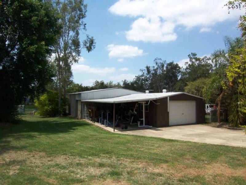72 Farrell Dr, Walloon QLD 4306