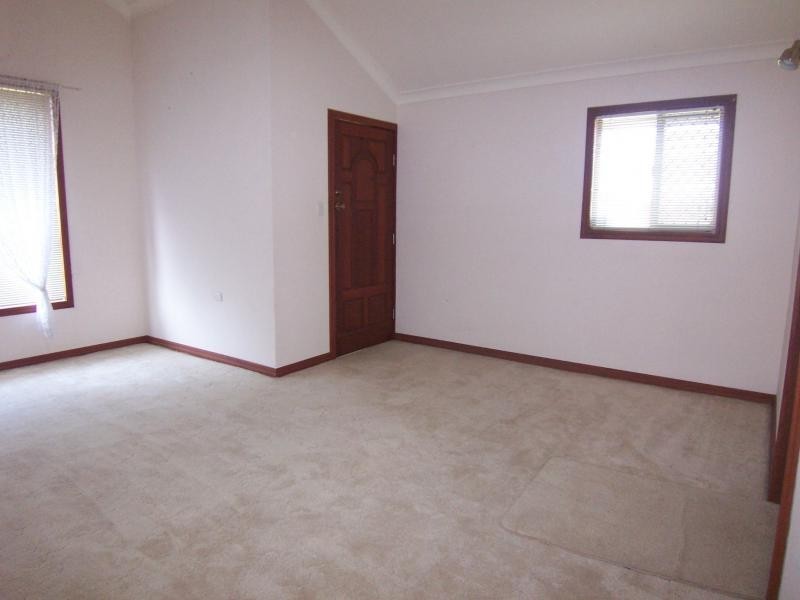 30 Queen Street, Walloon QLD 4306