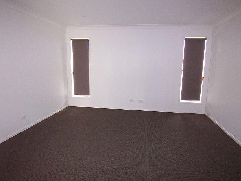 9 Claydon Place, Rosewood QLD 4340