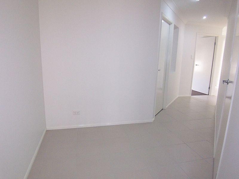 9 Claydon Place, Rosewood QLD 4340