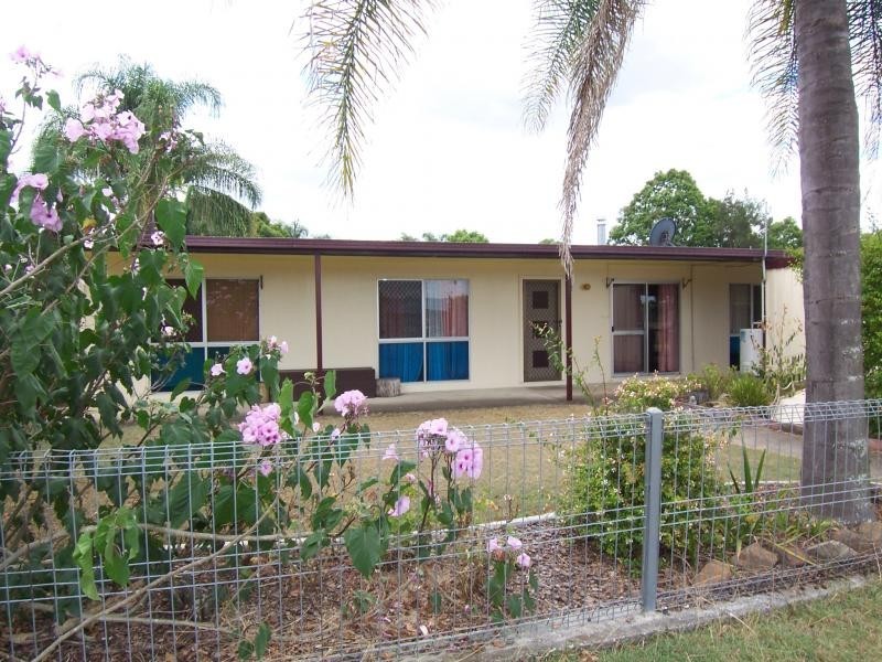 27 Bell Street, Walloon QLD 4306
