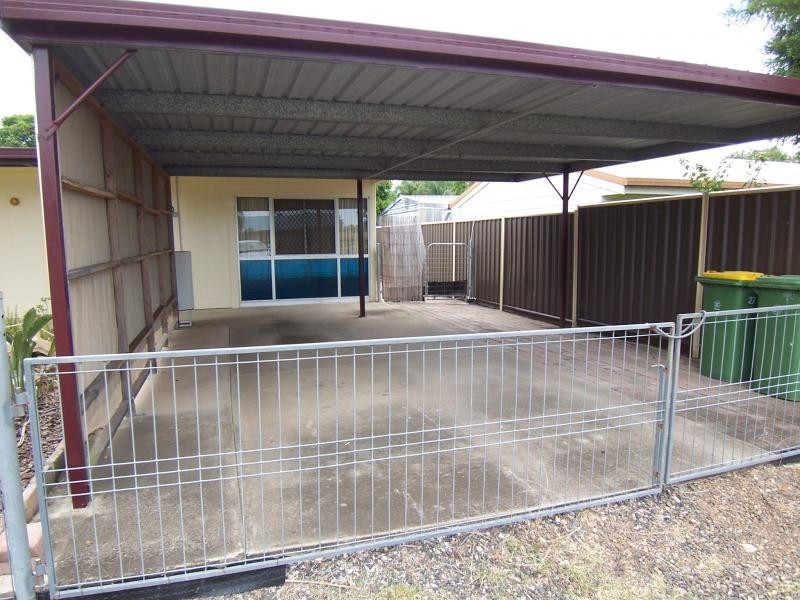 27 Bell Street, Walloon QLD 4306