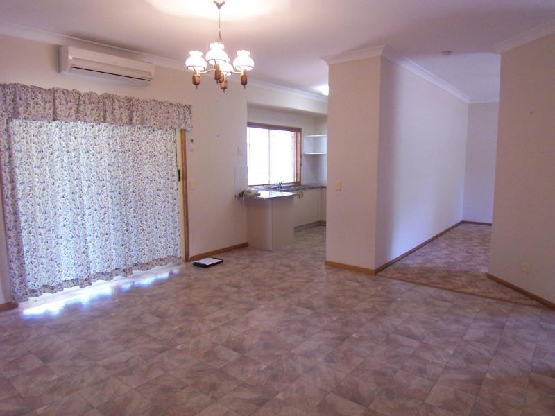 68-70 Adelong Ave, Thagoona QLD 4306