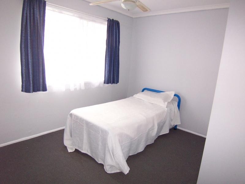 113 Adelong Avenue, Thagoona QLD 4306
