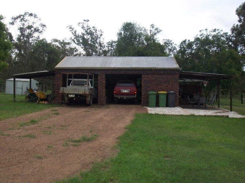 Walloon QLD 4306