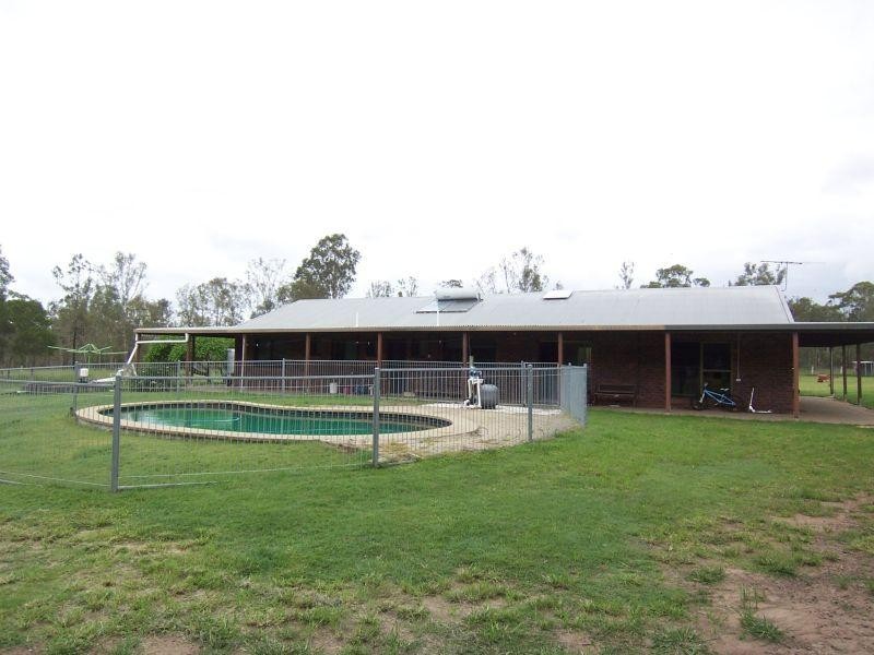 Walloon QLD 4306