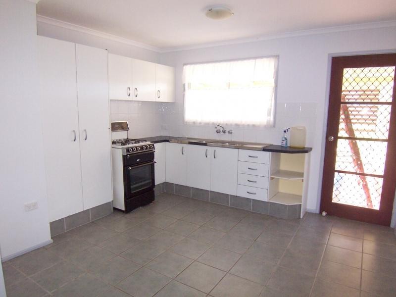 22 Calvin Street, Walloon QLD 4306