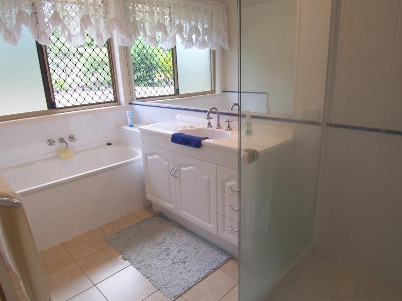 54 Redhill Road, Karrabin QLD 4306