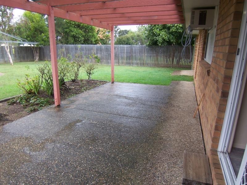 11 Bernadette Cr, Rosewood QLD 4340