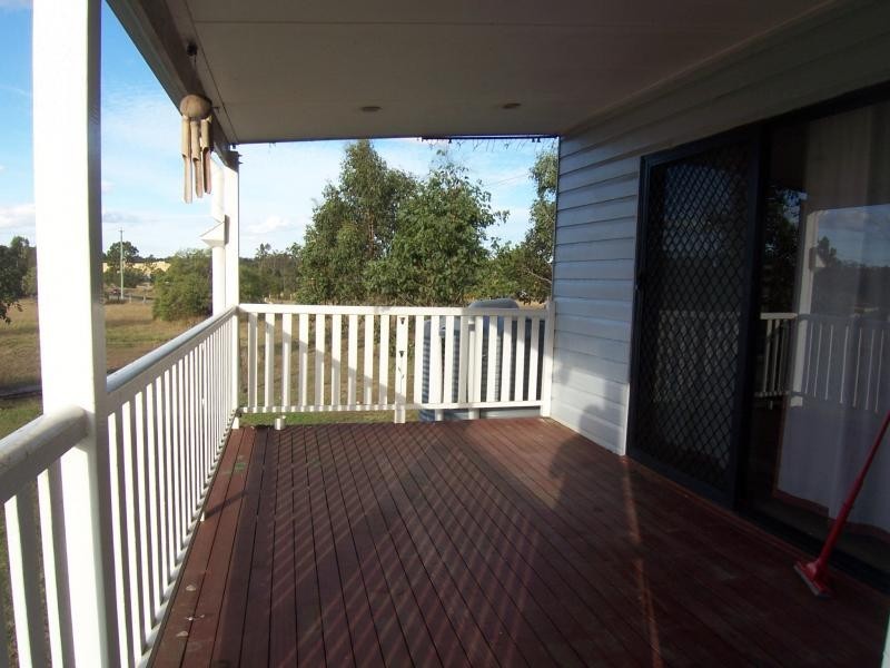 7 Harwoods Road, Walloon QLD 4306