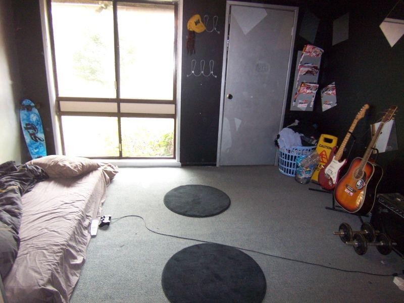 86 Poplar Street, Walloon QLD 4306