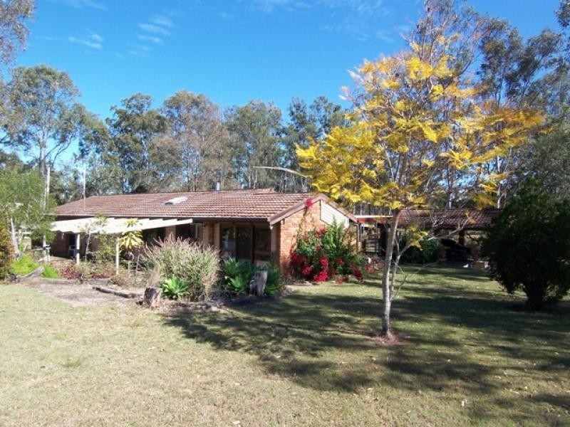 86 Poplar Street, Walloon QLD 4306