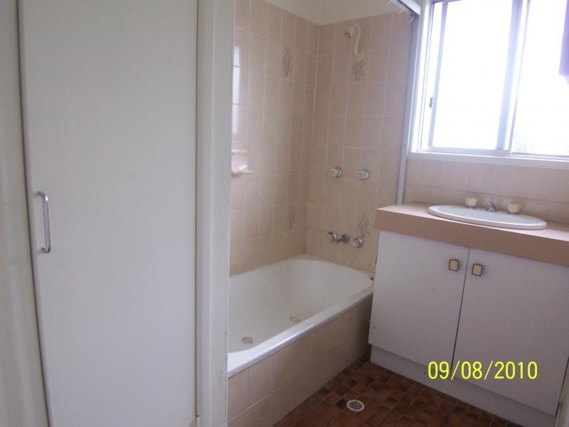 5 Albert Street, Rosewood QLD 4340