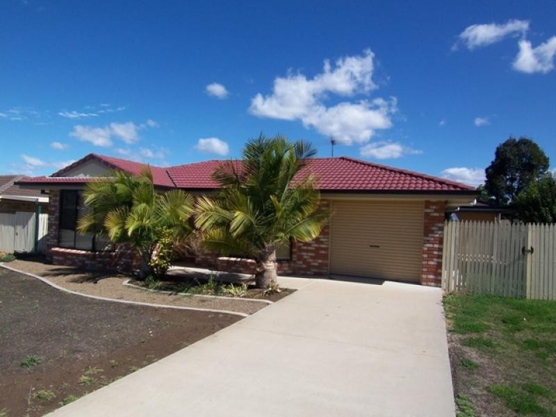 11 Dellvene Crescent, Rosewood QLD 4340