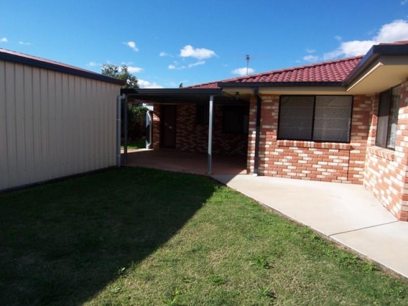 11 Dellvene Crescent, Rosewood QLD 4340