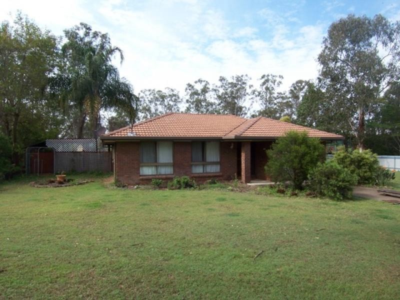 145 Adelong Avenue, Thagoona QLD 4306