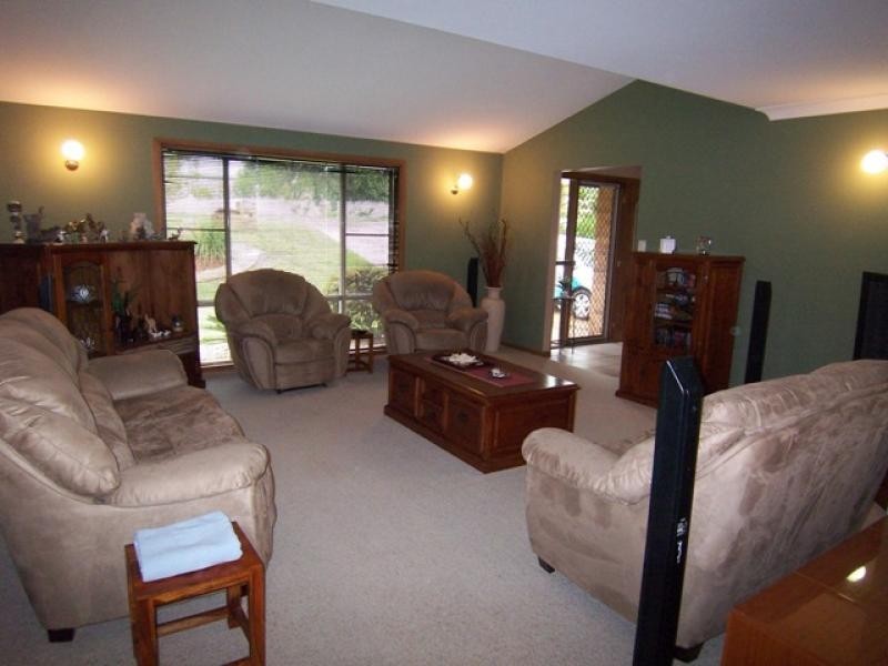 66 Farrell Dr, Walloon QLD 4306