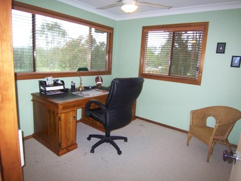 66 Farrell Dr, Walloon QLD 4306