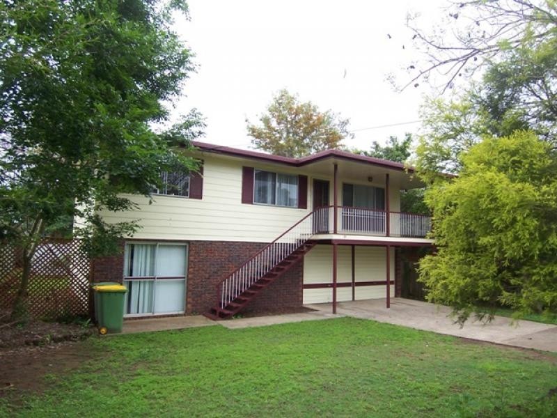 33 Tinworth St, Willowbank QLD 4306