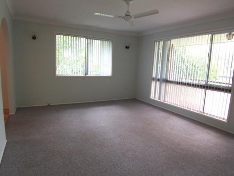 33 Tinworth St, Willowbank QLD 4306