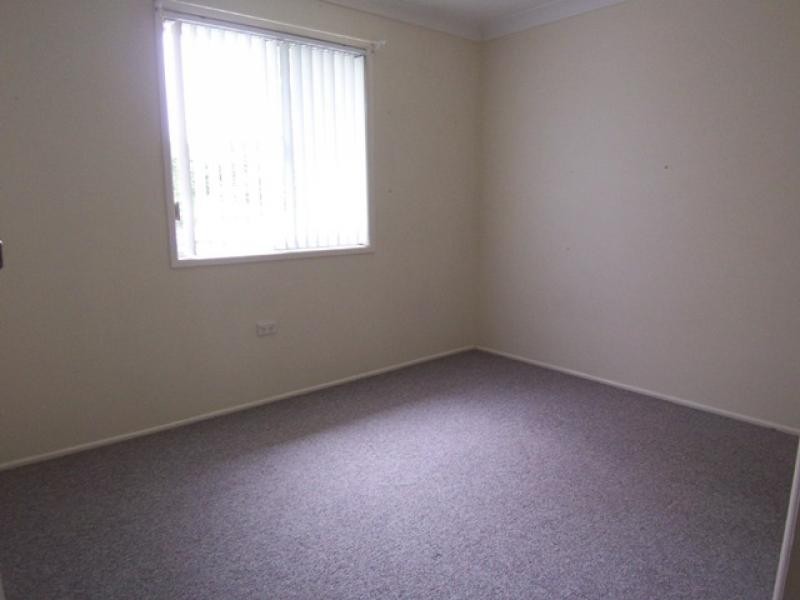 33 Tinworth St, Willowbank QLD 4306