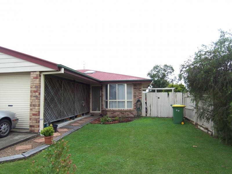 2-35 Bernadette Crs, Rosewood QLD 4340