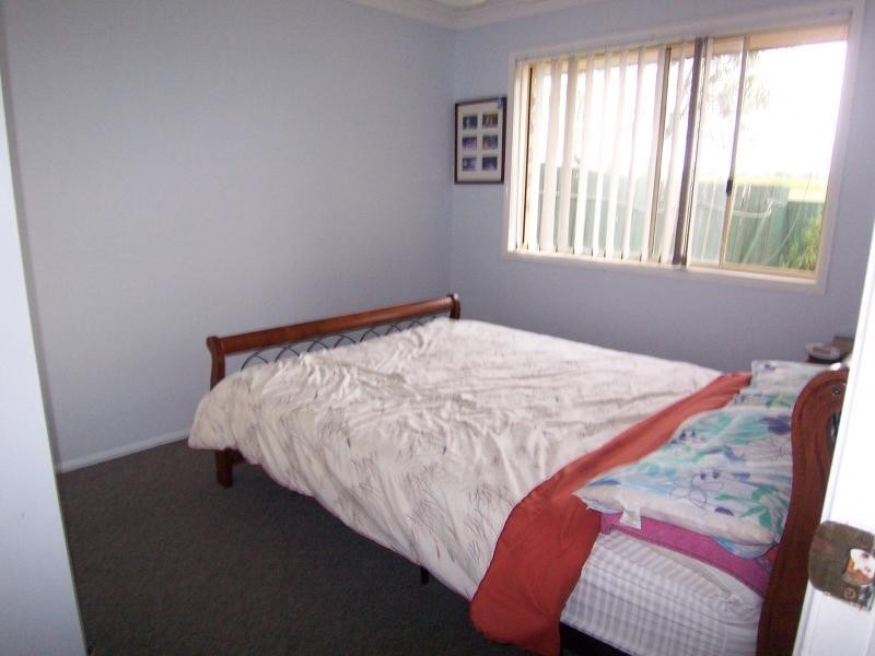 2-35 Bernadette Crs, Rosewood QLD 4340